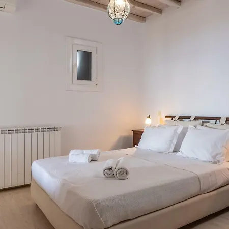 Summer Mood * Agios Sostis (Mykonos)